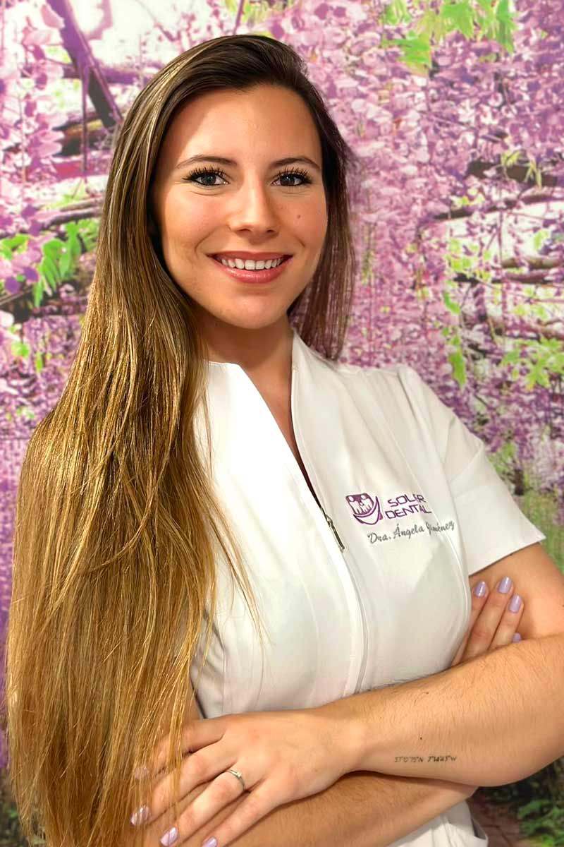 Dra. Ángela Jiménez