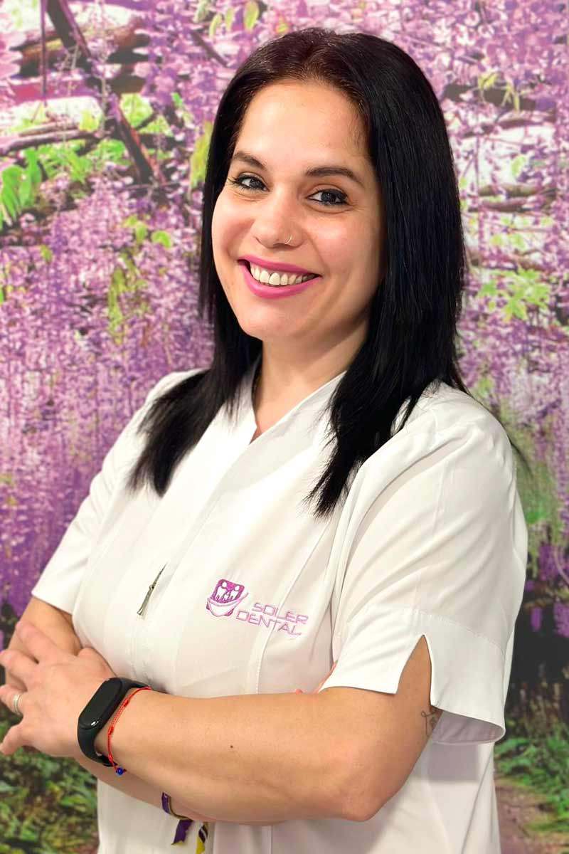 María Perera Auxiliar de Clínica